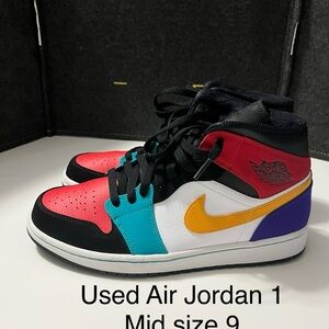 Air Jordan 1 Mid Multicolor Sneakers